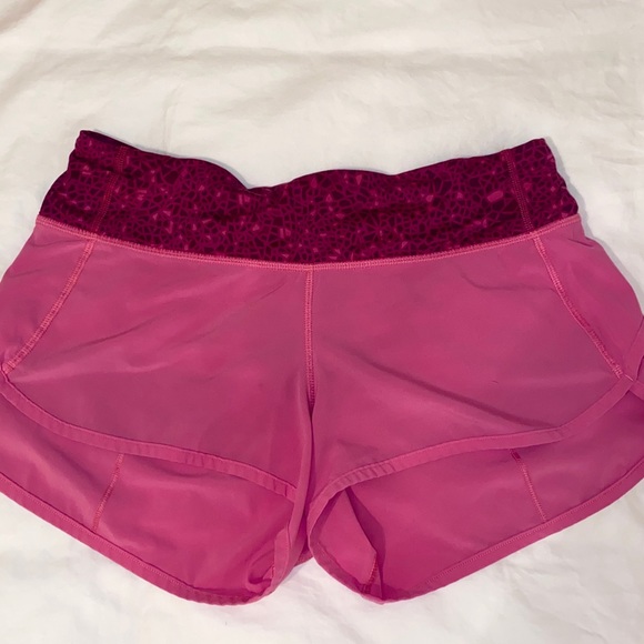 lululemon athletica Pants - Lululemon athletica pink speed up shorts